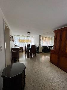 Apartamento en arriendo en Los Colores, Medellín · foto 8 de 12