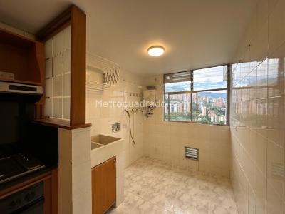 Apartamento de 4 alcobas en arriendo en Altos Del Poblado, Medellín, 110 m² · foto 6 de 19