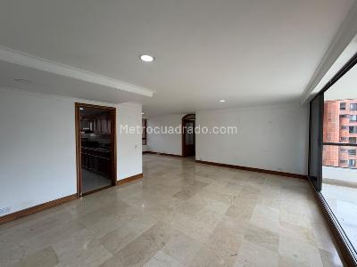 Apartamento en arriendo en Patio Bonito, Medellín · foto 2 de 20