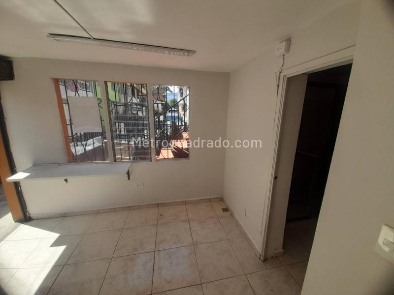 Local Comercial en Arriendo, Lopez De Mesa, Medellín - Más