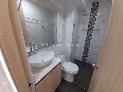 Apartamento de 2 alcobas en venta en Niquia, Bello, 57 m² · foto 18 de 18