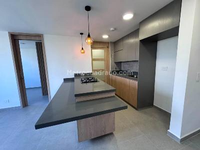 Apartamento de 3 alcobas en venta en El Porvenir, Rionegro, 48 m² · foto 2 de 13