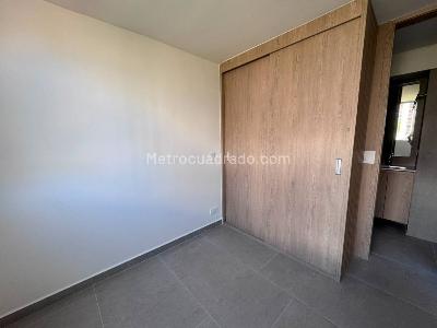 Apartamento de 3 alcobas en venta en El Porvenir, Rionegro, 48 m² · foto 5 de 13