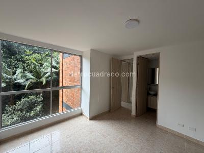 Apartamento de 3 alcobas en arriendo en Mayorca, Envigado, 60 m² · foto 10 de 11