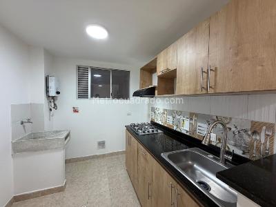 Apartamento de 3 alcobas en arriendo en Mayorca, Envigado, 60 m² · foto 2 de 11