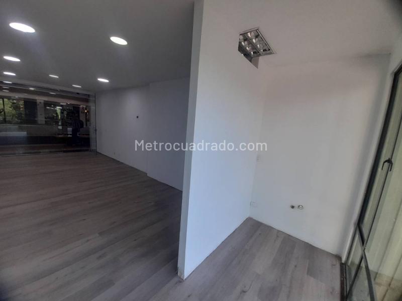 Local Comercial en Arriendo, Milla De Oro, Medellín – další
