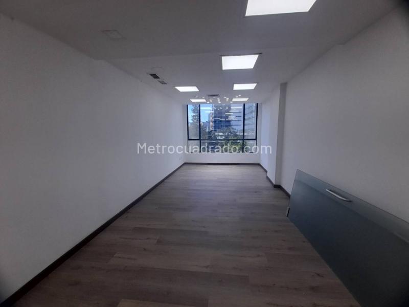 Local Comercial en Arriendo, Milla De Oro, Medellín - Ansicht 4