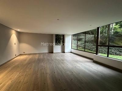 Apartamento de 3 alcobas en venta en Las Lomas, Medellín, 340 m² · foto 15 de 20