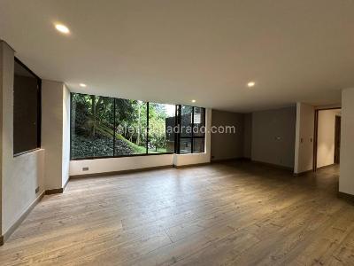 Apartamento de 3 alcobas en venta en Las Lomas, Medellín, 340 m² · foto 18 de 20