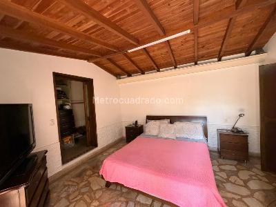 Apartamento de 4 alcobas en arriendo en Loma Del Inidio, Medellín, 120 m² · foto 9 de 13