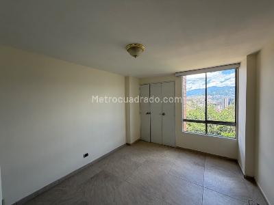 Apartamento de 4 alcobas en arriendo en Loma Del Inidio, Medellín, 100 m² · foto 10 de 14