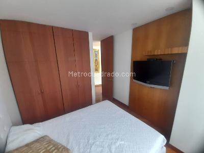 Apartamento de 3 alcobas en venta en Los Naranjos, Medellín, 141 m² · foto 5 de 20