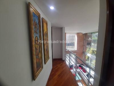 Apartamento de 3 alcobas en venta en Los Naranjos, Medellín, 141 m² · foto 6 de 20