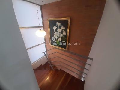 Apartamento de 3 alcobas en venta en Los Naranjos, Medellín, 141 m² · foto 7 de 20
