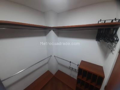 Apartamento de 3 alcobas en venta en Los Naranjos, Medellín, 141 m² · foto 9 de 20