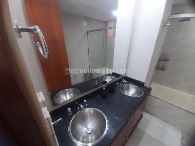 Apartamento de 3 alcobas en venta en Los Naranjos, Medellín, 141 m² · foto 13 de 20