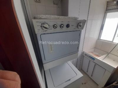 Apartamento de 3 alcobas en venta en Los Naranjos, Medellín, 141 m² · foto 16 de 20