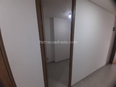 Apartamento de 3 alcobas en venta en Los Naranjos, Medellín, 141 m² · foto 18 de 20