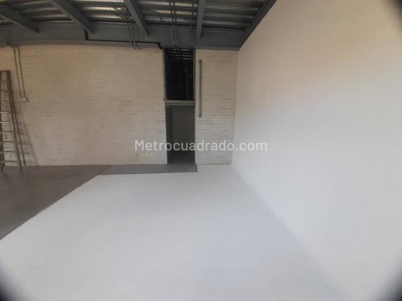 Bodega en Arriendo, Santa Fe, Medellín - Vista 4