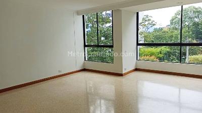 Apartamento de 3 alcobas en venta en La Florida, Medellín, 195 m² · foto 2 de 20