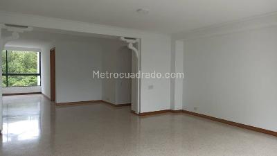 Apartamento de 3 alcobas en venta en La Florida, Medellín, 195 m² · foto 5 de 20