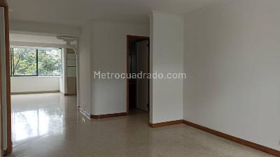 Apartamento de 3 alcobas en venta en La Florida, Medellín, 195 m² · foto 6 de 20
