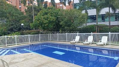 Apartamento de 3 alcobas en venta en La Florida, Medellín, 195 m² · foto 18 de 20