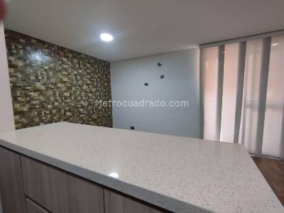 Apartamento de 3 alcobas en venta en Guasimalito, Bello, 54 m² · foto 3 de 17