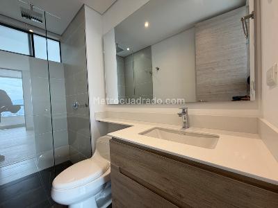 Apartamento de 2 alcobas en arriendo en El Tesoro, Medellín, 87 m² · foto 15 de 16