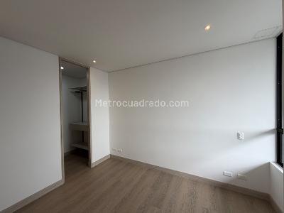 Apartamento de 2 alcobas en arriendo en El Tesoro, Medellín, 87 m² · foto 9 de 16
