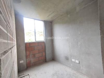 Apartamento de 2 alcobas en venta en El Porvenir, Rionegro, 45 m² · foto 2 de 12
