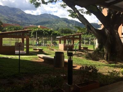 Apartamento de 3 alcobas en venta en Niquia, Bello, 76 m² · foto 15 de 17