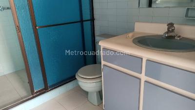 Casa de 4 alcobas en venta en Simon Bolivar, Medellín, 432 m² · foto 17 de 18