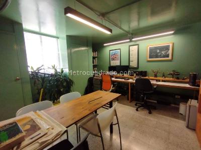 Apartamento de 2 alcobas en arriendo en Manila, Medellín, 127 m² · foto 6 de 15