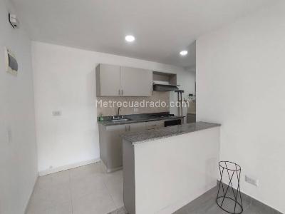 Apartamento de 3 alcobas en arriendo en Ciudad Del Rio, Medellín, 74 m² · foto 4 de 17