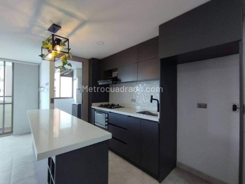 2BR Apartment with Pool in La Ferrería, La Estrella - 2