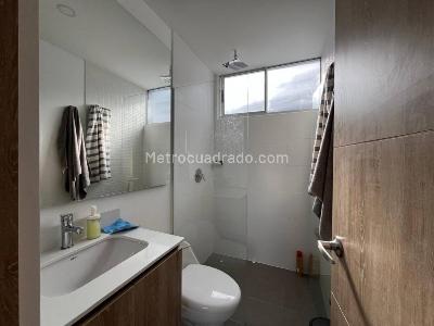 Apartamento de 3 alcobas en arriendo en Los Colegios, Rionegro, 122 m² · foto 15 de 20
