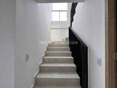 Apartamento de 3 alcobas en arriendo en Los Colegios, Rionegro, 122 m² · foto 17 de 20