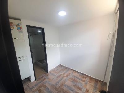 Apartamento de 3 alcobas en arriendo en Loma Del Campestre, Medellín, 137 m² · foto 7 de 20