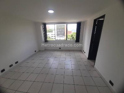 Apartamento de 3 alcobas en arriendo en Loma Del Campestre, Medellín, 137 m² · foto 14 de 20