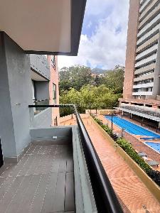 Apartaestudio en venta en El Tesoro, Medellín, 56 m² · foto 4 de 20