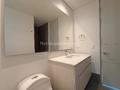 Apartaestudio en venta en Los Balsos, Medellín, 67 m² · foto 12 de 18