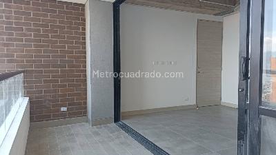 Apartaestudio en venta en El Tesoro, Medellín, 67 m² · foto 7 de 17