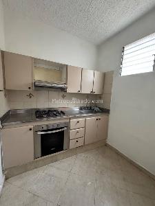 Apartamento de 3 alcobas en arriendo en La America, Medellín, 75 m² · foto 10 de 19