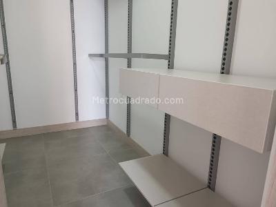 Apartaestudio en venta en El Tesoro, Medellín, 67 m² · foto 7 de 20