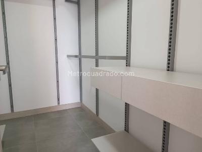 Apartaestudio en venta en El Tesoro, Medellín, 67 m² · foto 17 de 20