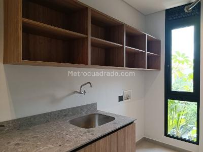 Apartamento de 2 alcobas en venta en Loma Del Campestre, Medellín, 179 m² · foto 15 de 20