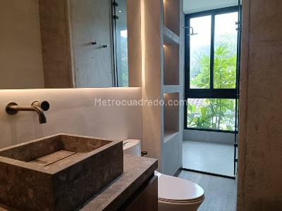 Apartamento de 2 alcobas en venta en Loma Del Campestre, Medellín, 179 m² · foto 16 de 20