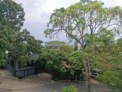 Apartamento de 2 alcobas en venta en Loma Del Campestre, Medellín, 179 m² · foto 20 de 20