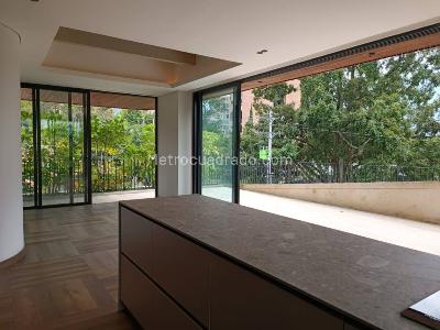 Apartamento de 2 alcobas en venta en Loma Del Campestre, Medellín, 179 m² · foto 7 de 20